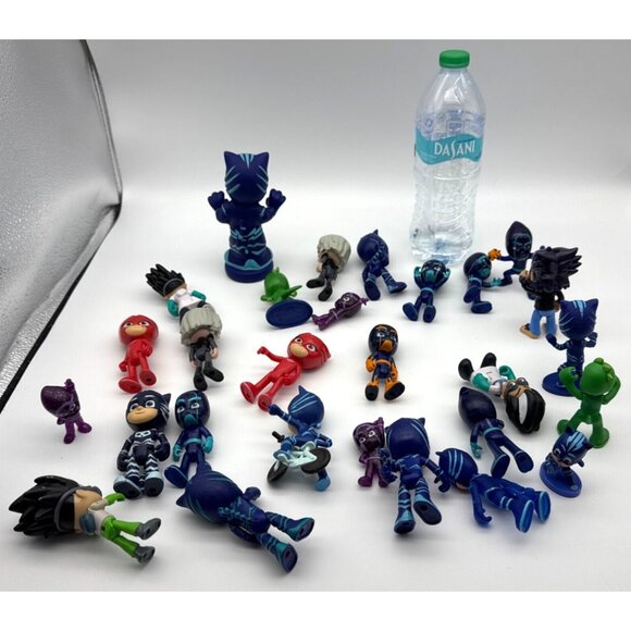 Lot Of 28 PJ Masks Toys Action Figures Nice collection - Picture 6 of 7